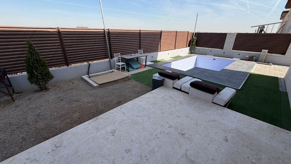 CASA INDIVIDUALA - TEREN 370 MP, PISCINA, SEMI-MOBILAT, COMISION  0% - Poză 4