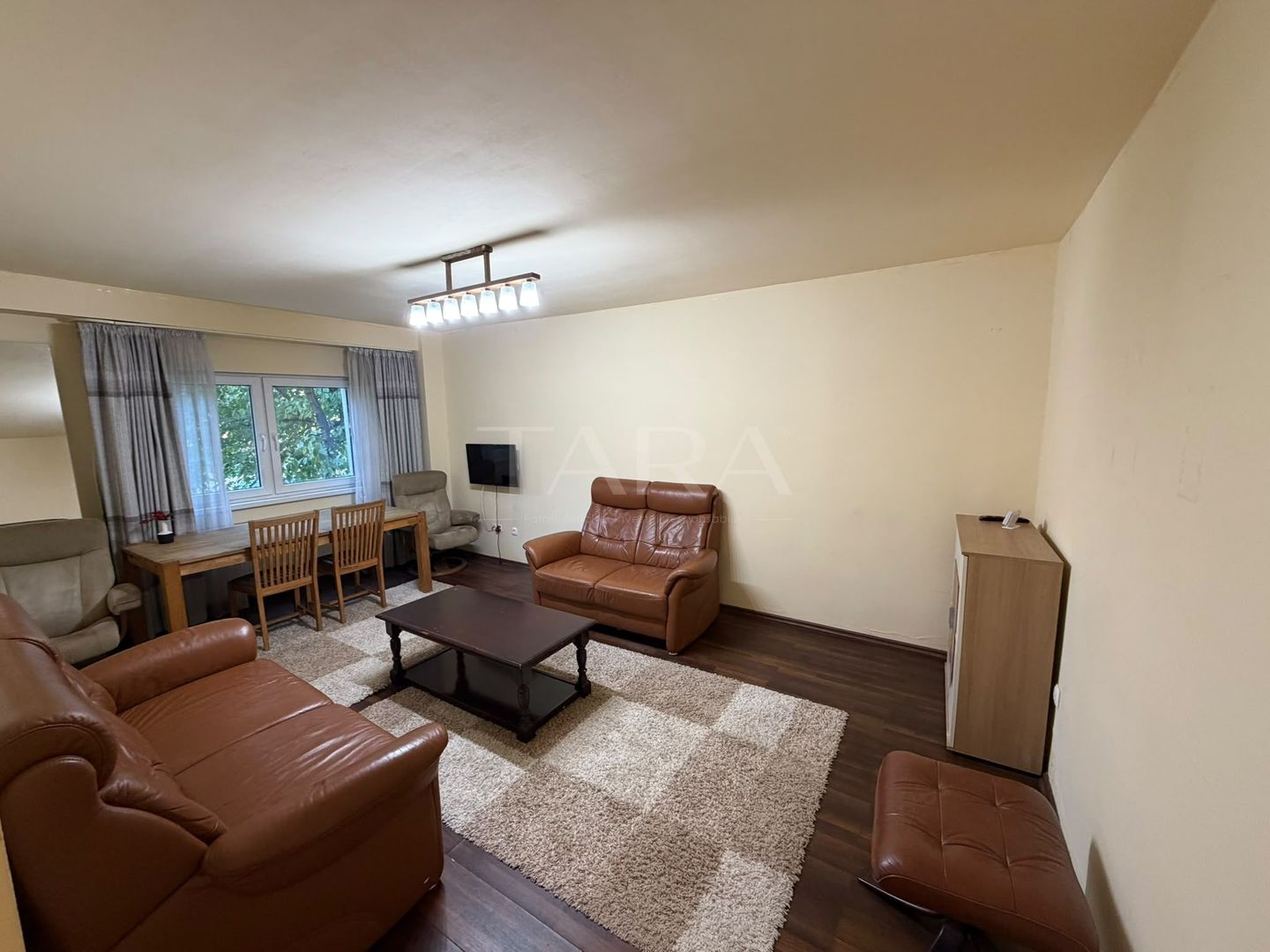Apartament cu 3 camere, decomandat, 74 mp, pe Calea Dorobanților. - Poză 3