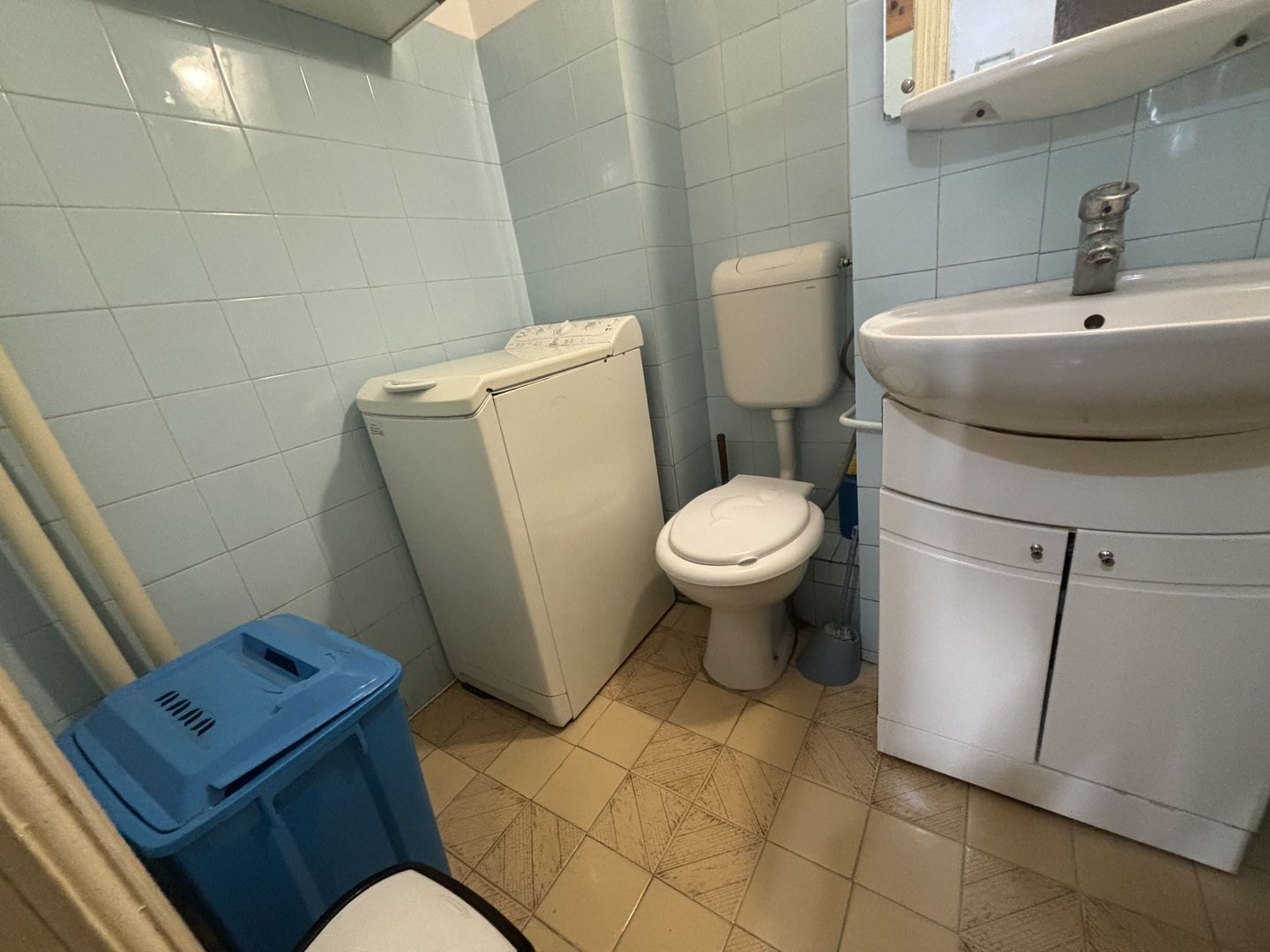 Decomandat in zona Dambovita - Poză 9