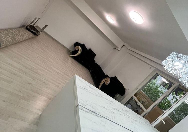 Vanzare apartament spatios 3 camere, 2 bai, bloc 2009, Titan, 10 min metrou - Poză 4