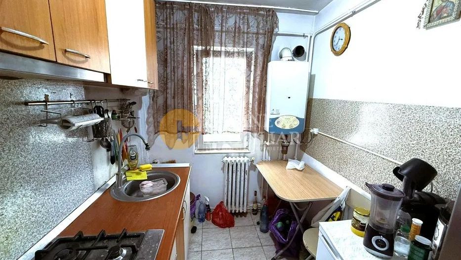 3 camere semidecomandat-mobilat/utilat-Zona Zimbru - Poză 6