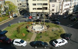 Apartament lux, zona Piata Victoriei, 4 camere , 2 bai, centrala termica  terasa - Poză 14