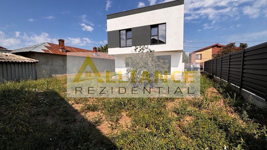 Casă modernă de vânzare – 4 camere, 350 mp teren - Poză 3