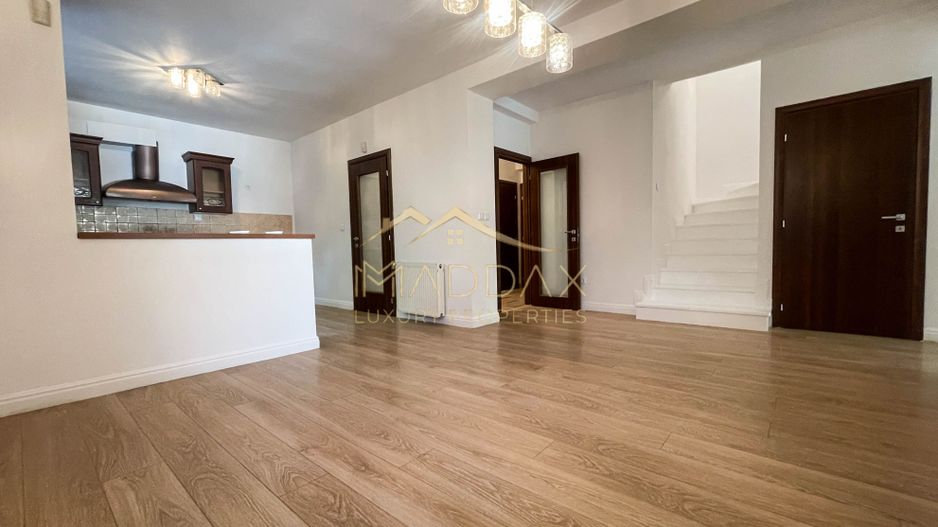 Amazing 6 Rooms Villa // Private Pool // 4 Parking Place / Erou Iancu Nicolae - Poză 11