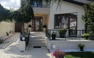 Vila unicat aproape de lac - Poză 1