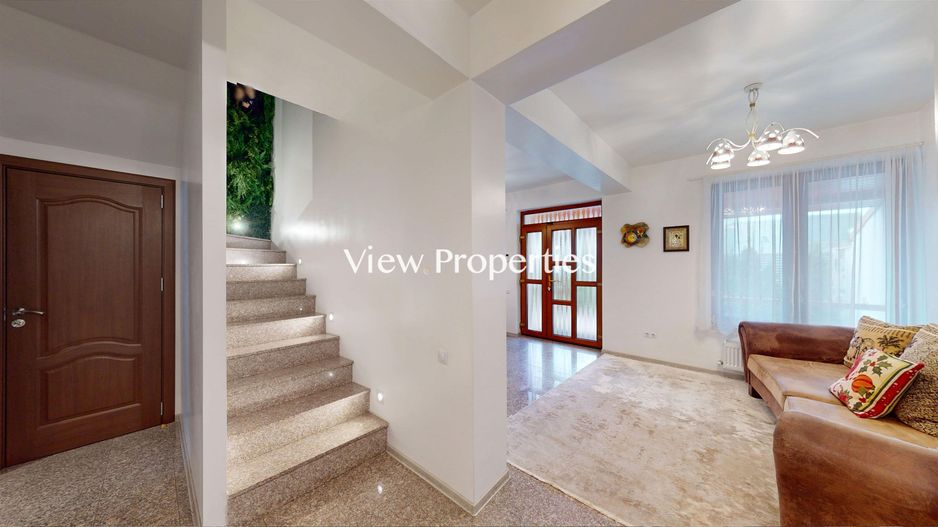 Balotești - Casă individuală + Spațiu comercial - Poză 5