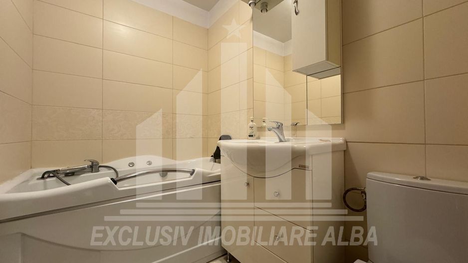 Apartament 3 camere decomandate | 72 mp | Renovat | Cetate - Closca - Poză 9