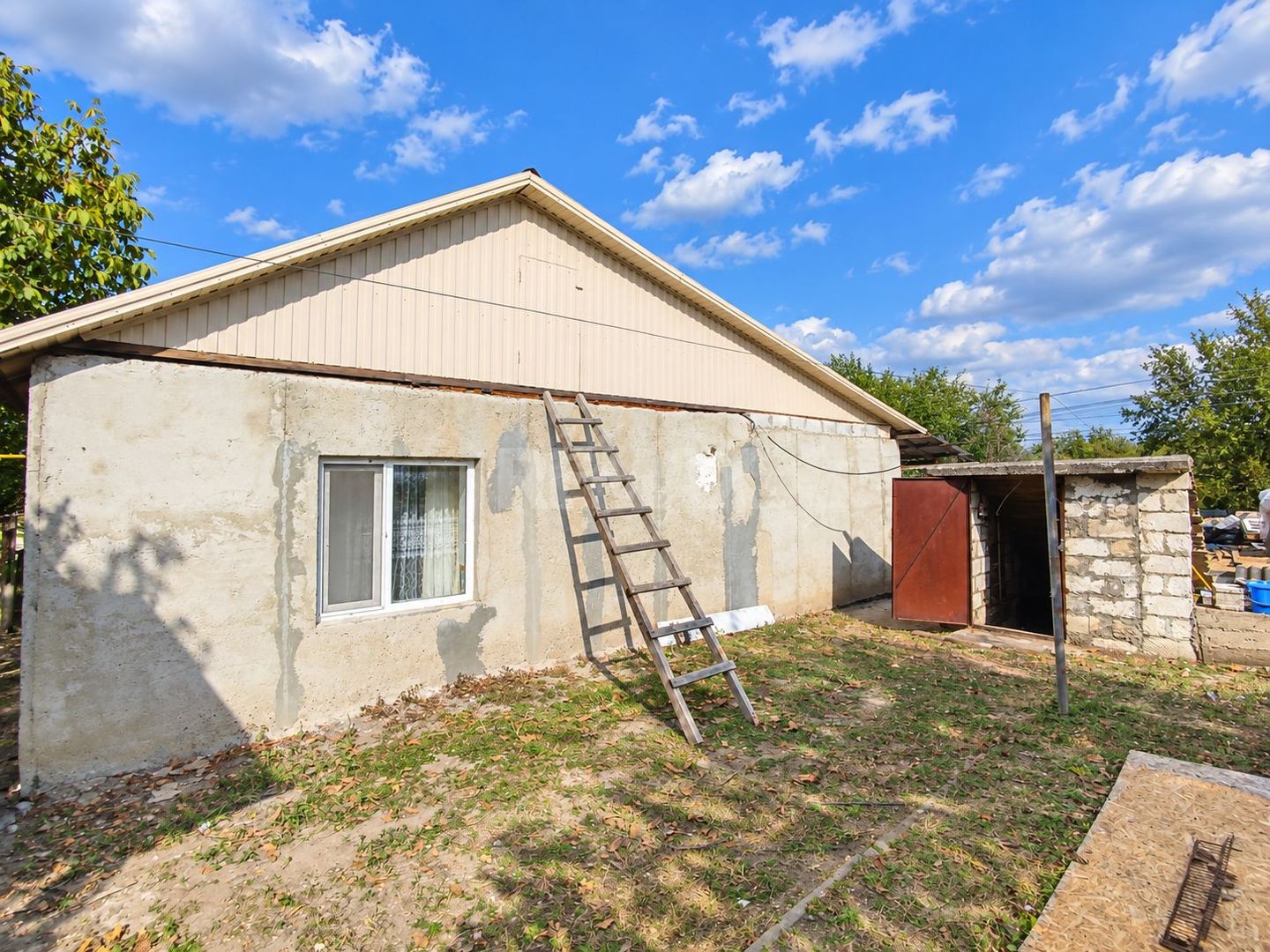 CASĂ DE VÂNZARE – 80 m² | 2 CAMERE + LIVING | 13 ARI | RUSENI ANENI NOI - Poză 2