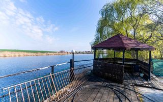 Casă / Vilă cu 6 camere de vânzare în Balotesti - Poză 5