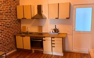 Apartament | De Inchiriat| 2 Camere | Centrul Istoric | 50mpu| Etaj 1 - Poză 2