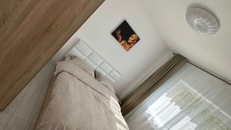 AP. 3 CAMERE VITAN, REABILITAT, MOBILAT MODERN, BUCATARIE INCHISA - Poză 2