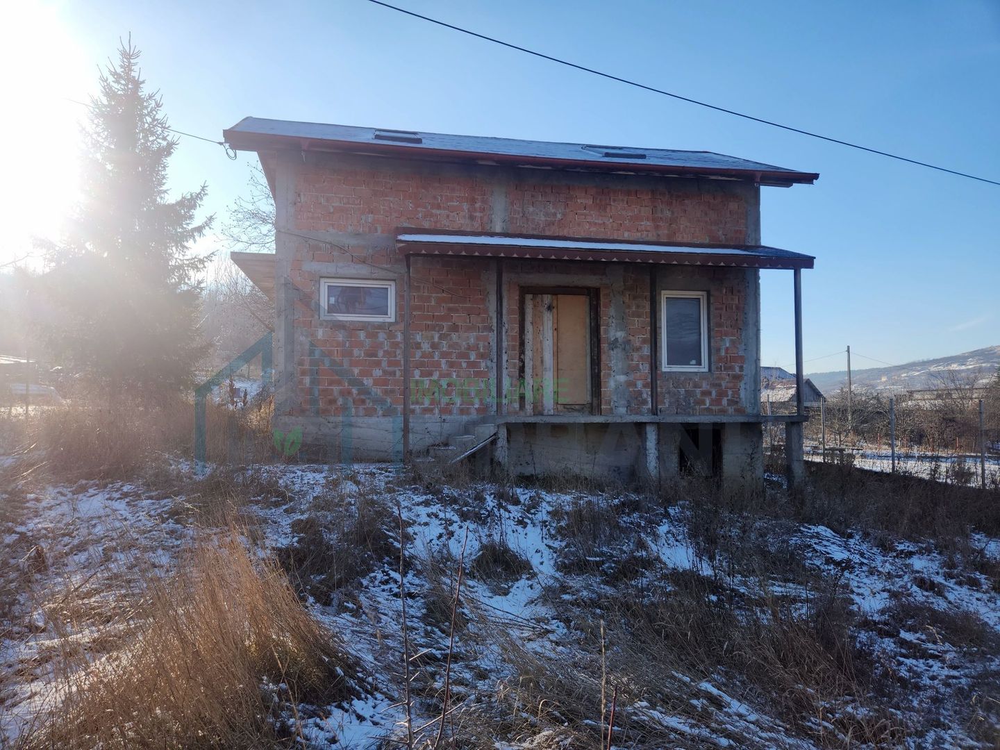 Casa la roșu de vânzare în Tomești/schimb garsoniera Iași - Poză 1