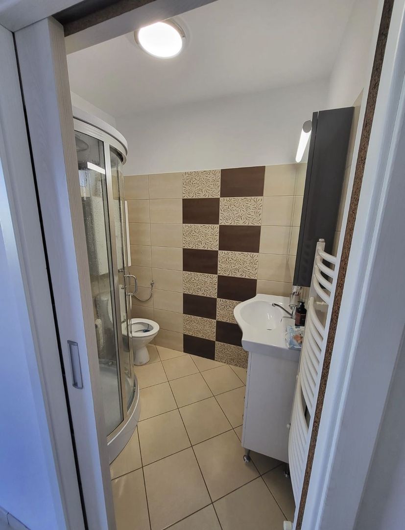 Ag EUROPA vinde parterul unei case în zona PIATA DE VECHITURI. - Poză 2