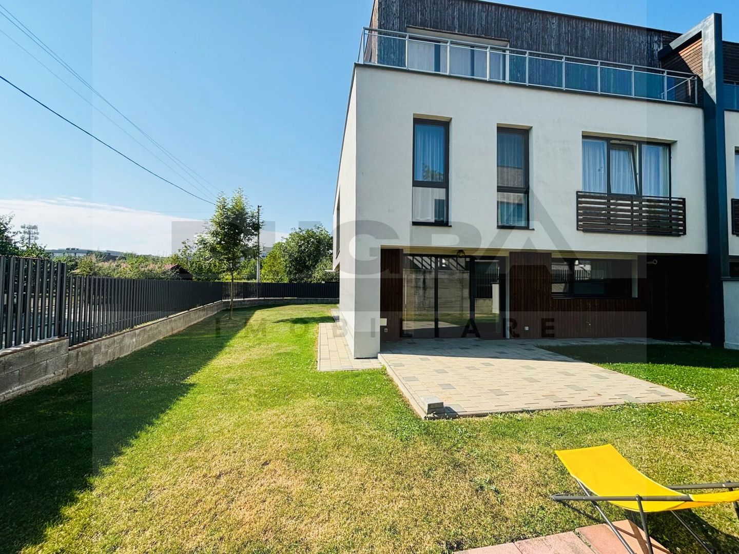 Duplex 5 camere - 228 mp, 255 teren, garaj, zona E. Ionesco - Poză 1