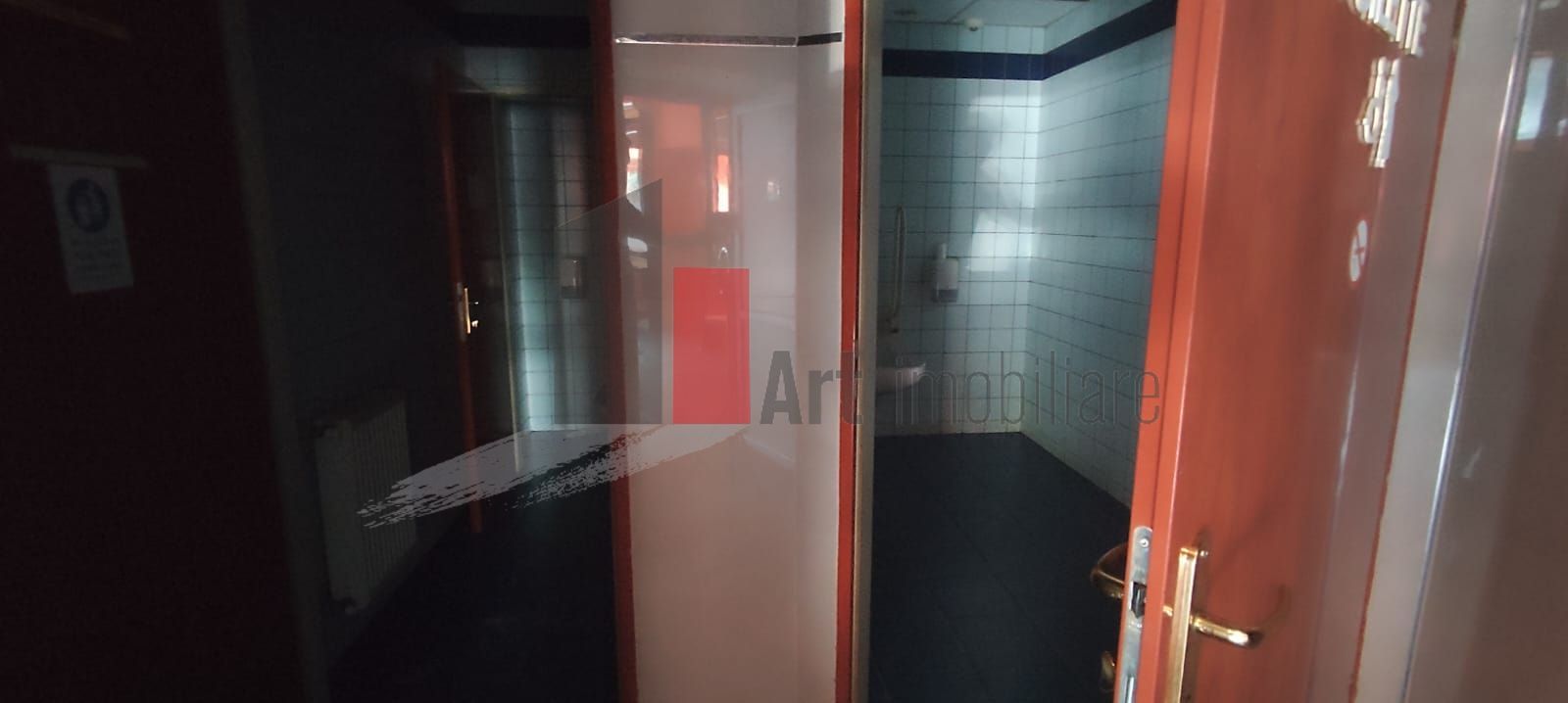 Spatiu comercial Piata Unirii-Rond Cosbuc, trafic pietonal - Poză 12