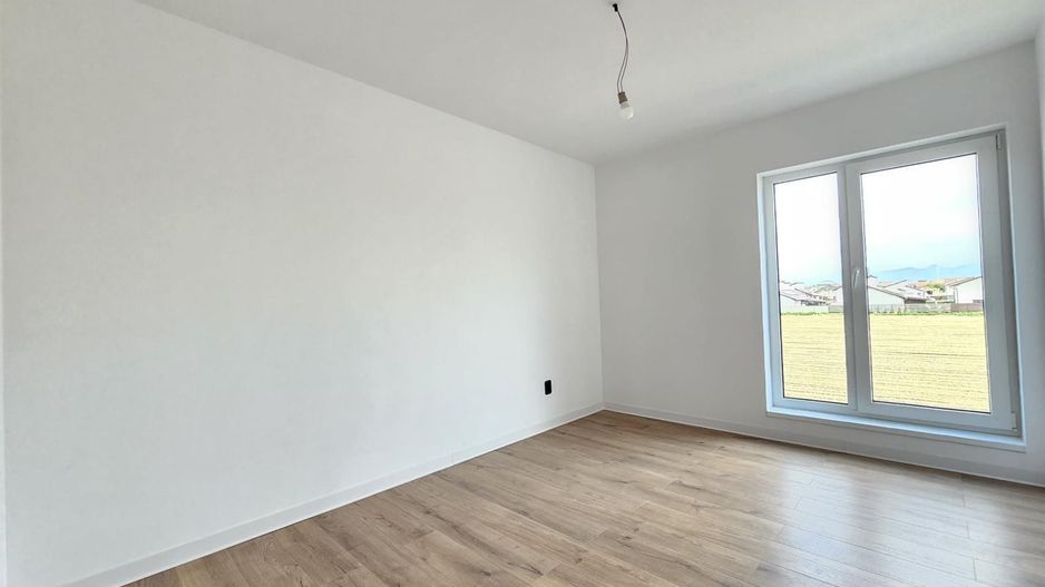 Casa Individuala cu 4 camere Sanpetru - Poză 7