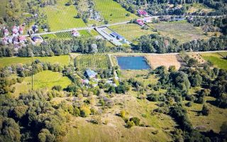 O proprietate de exceptie la Corbi, 18 ha, izvor, lac, pastravarie - Poză 8