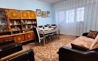 3 Camere Decomandat -  72 mp - Zona Galata - Poză 1