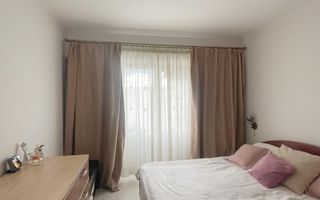 Vând apartament 3 camere | Zonă centrală - Poză 5