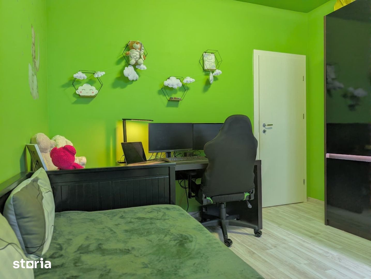Vând apartament 3 camere, mobilat și utilat cu loc de parcare inclusă - Poză 14