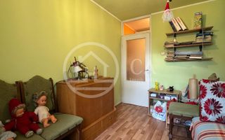 Apartament cu  3 camere de vânzare în zona  Iosia,  Oradea - Poză 8