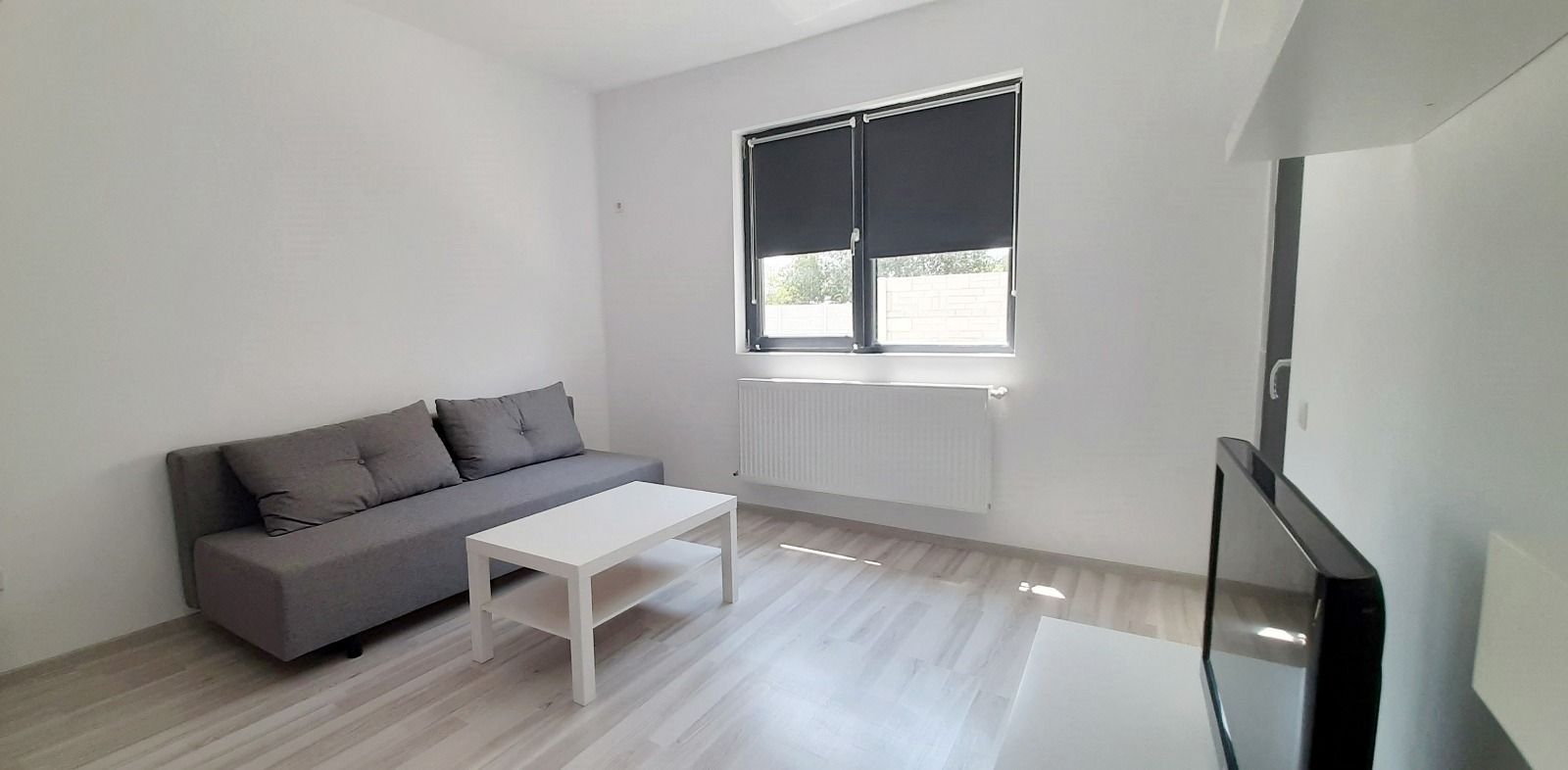 Vanzare apartament 2 camere zona 1 Decembrie - Poză 2