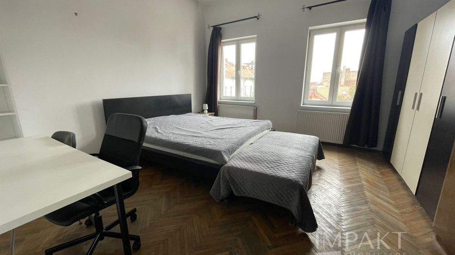 Apartament cu 2 camere in inima orasului - Poză 1