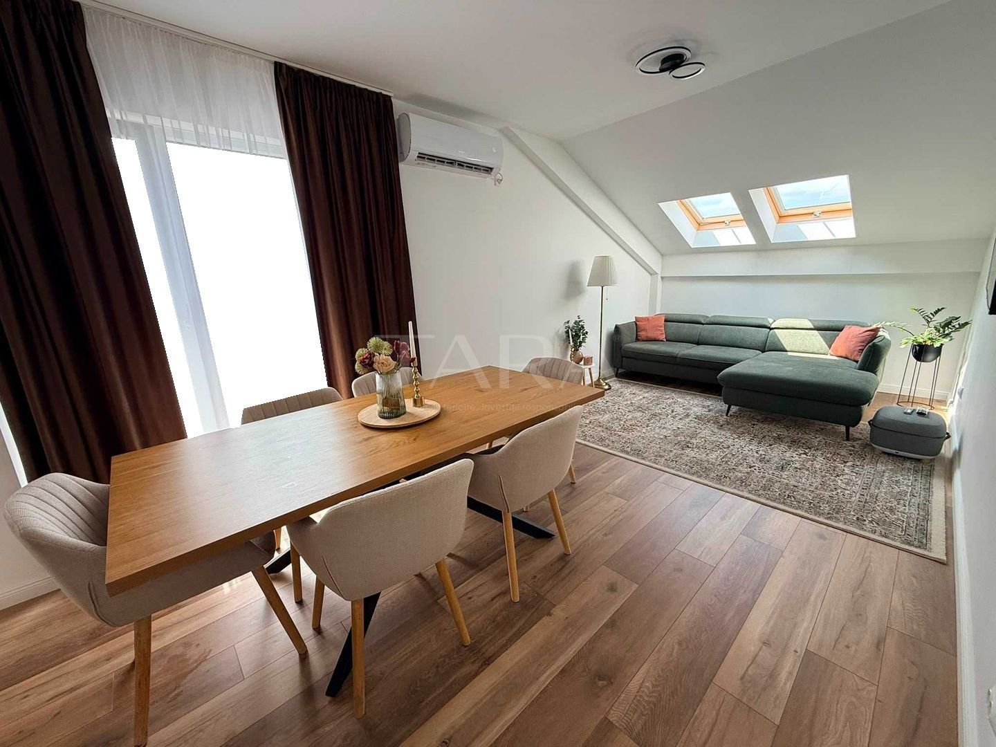Apartament deosebit cu 3 camere, 78 mp, parcare inclusă, Baciu. - Poză 3