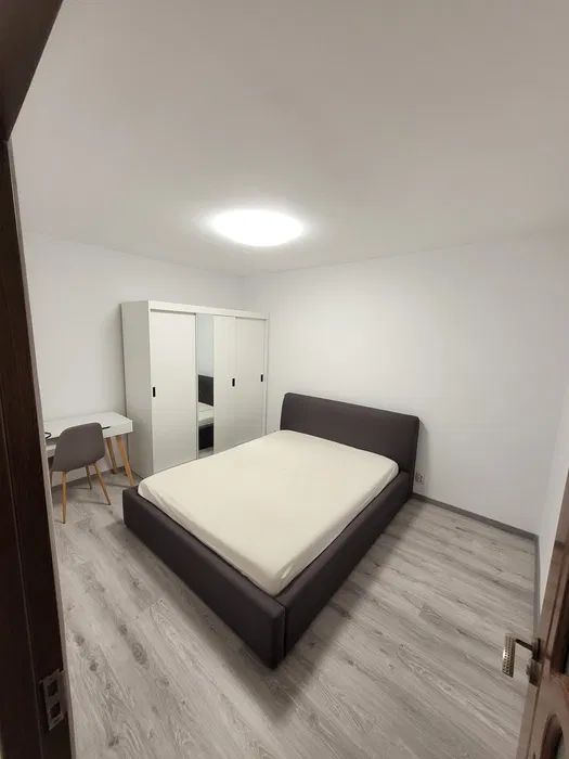 Apartament cu 2 camere | Decomandat | Centru | Renovat | Parcare - Poză 1