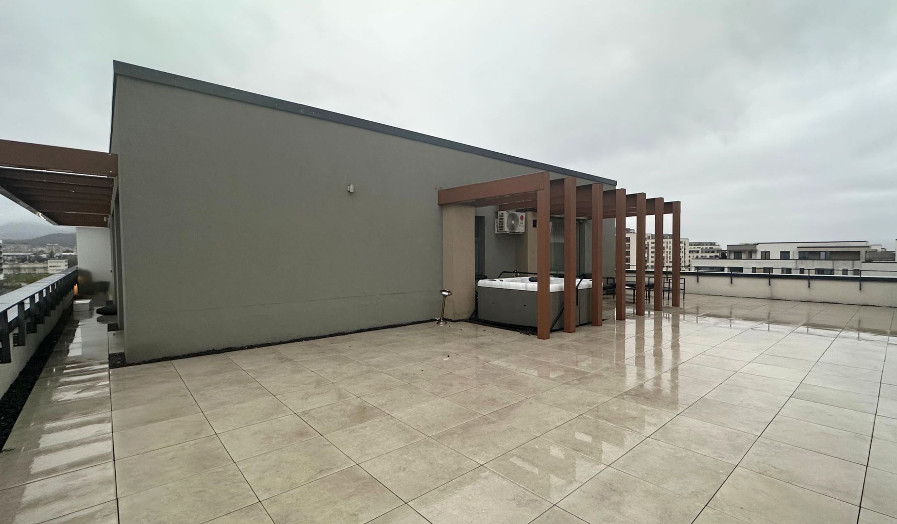 Penthouse de LUX 4 camere cu terasă spectaculoasă de 122 mp + jacuzzi - Poză 6