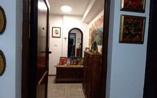 Apartament central la demisol înalt - Poză 7