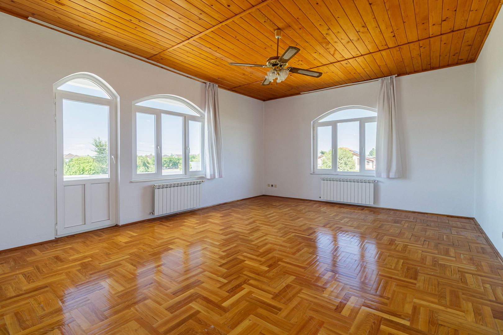 Domeniu privat 5.000 mp, cu reședință de 625 mp și piscină, Corbeanca - Poză 10
