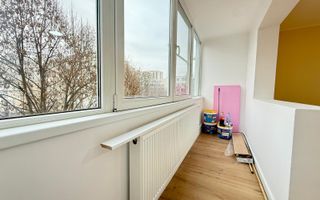 3 camere,renovat, etaj intermediar, Piața Flora - Poză 8