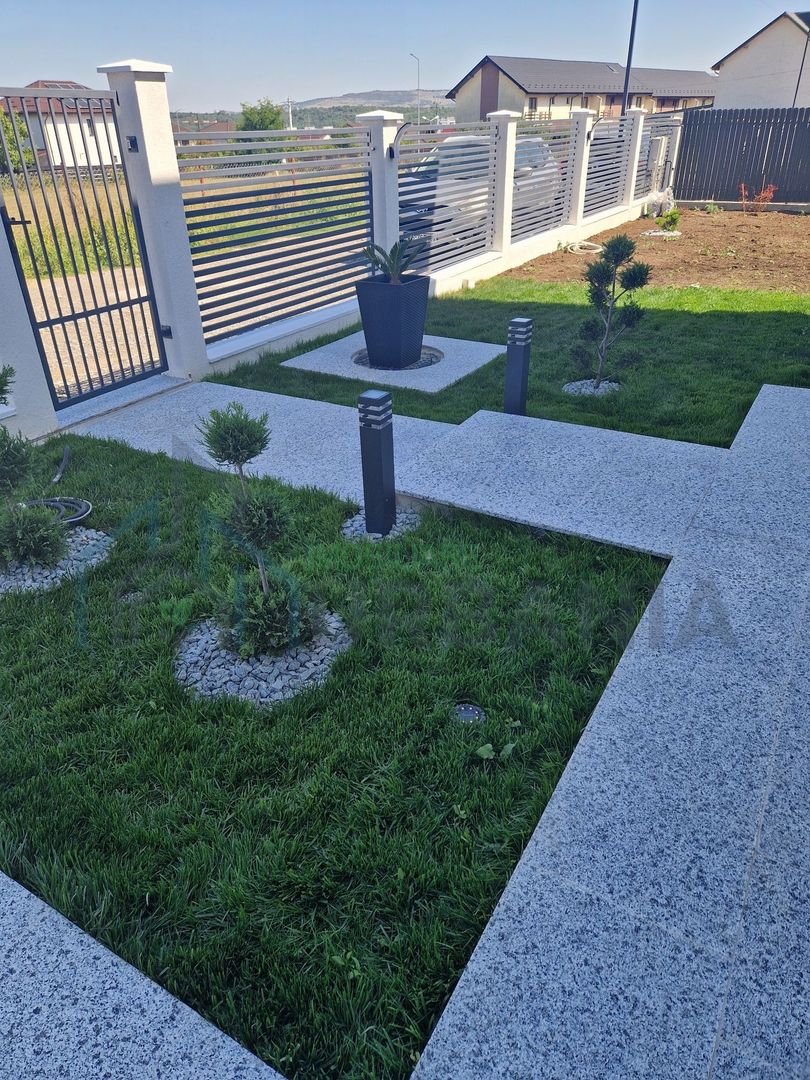 Casa de vanzare compusa din parter etaj - Poză 3