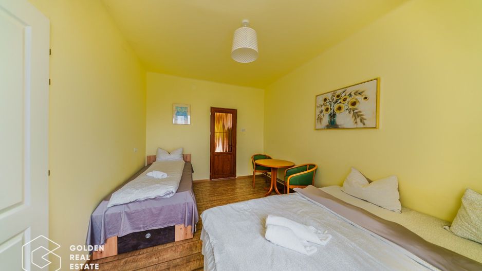 Afacere la cheie: Pensiune functionala sau casa de locuit, Ghioroc - Poză 16