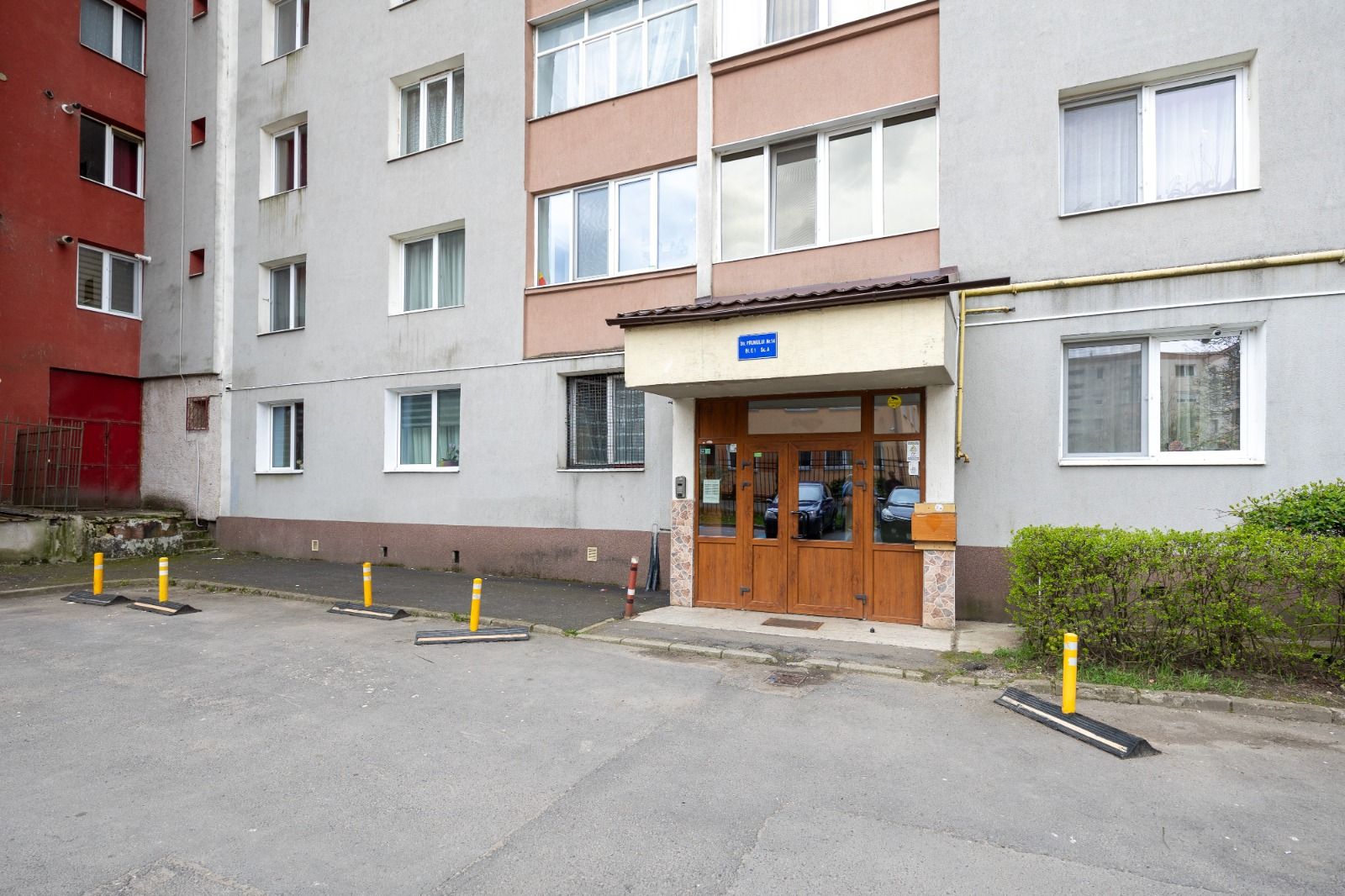 Apartament 3 camere | Vedere Lacul Noua - Poză 1