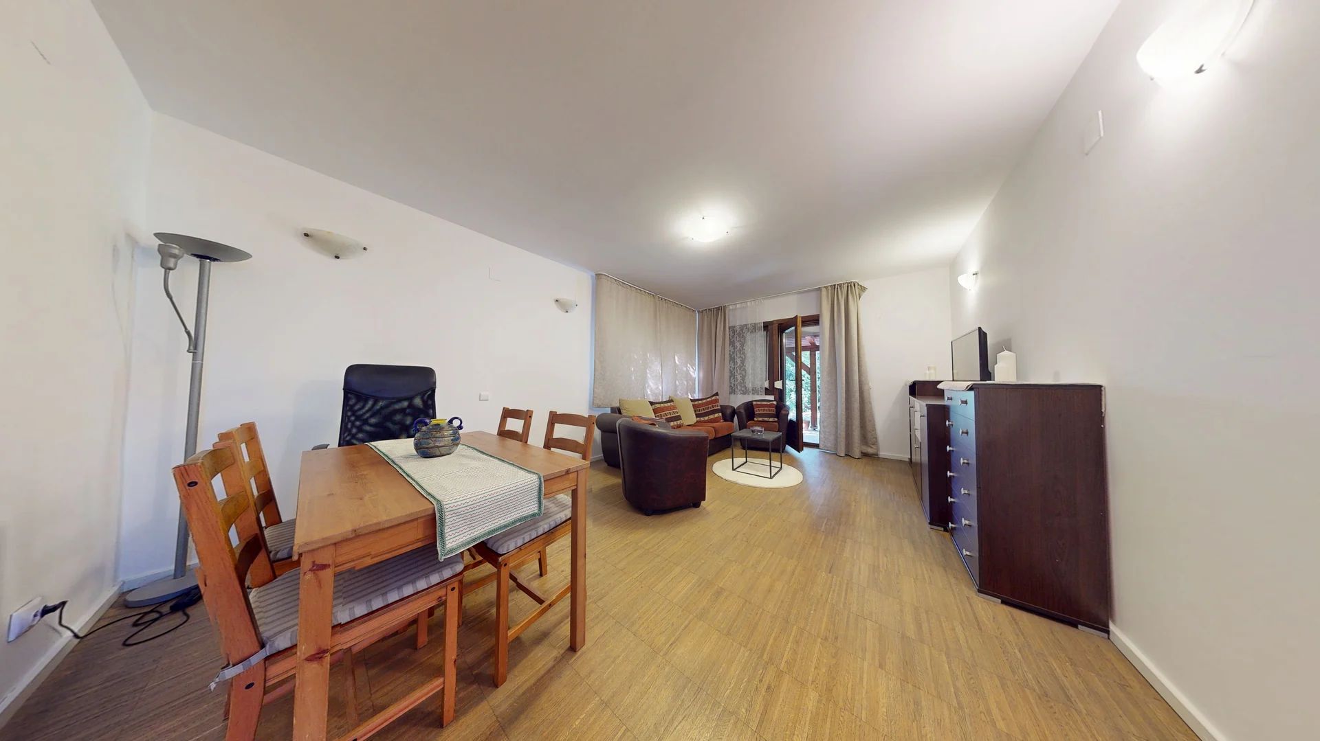 Casa cu 3 dormitoare si birou-Brasov - Poză 2