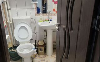 GARSONIERA GIURGIULUI,BUCATARIE ICNHISA, MOBILATA/UTILATA, CURATA - Poză 6