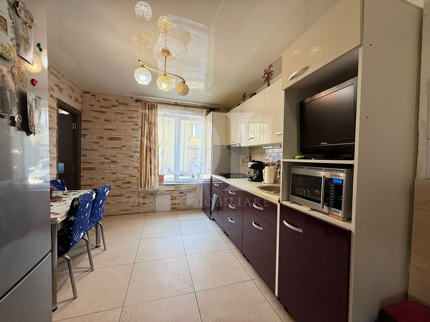 Apartament cu 2 dormitoare /loc de parcare /Floresti - Poză 1