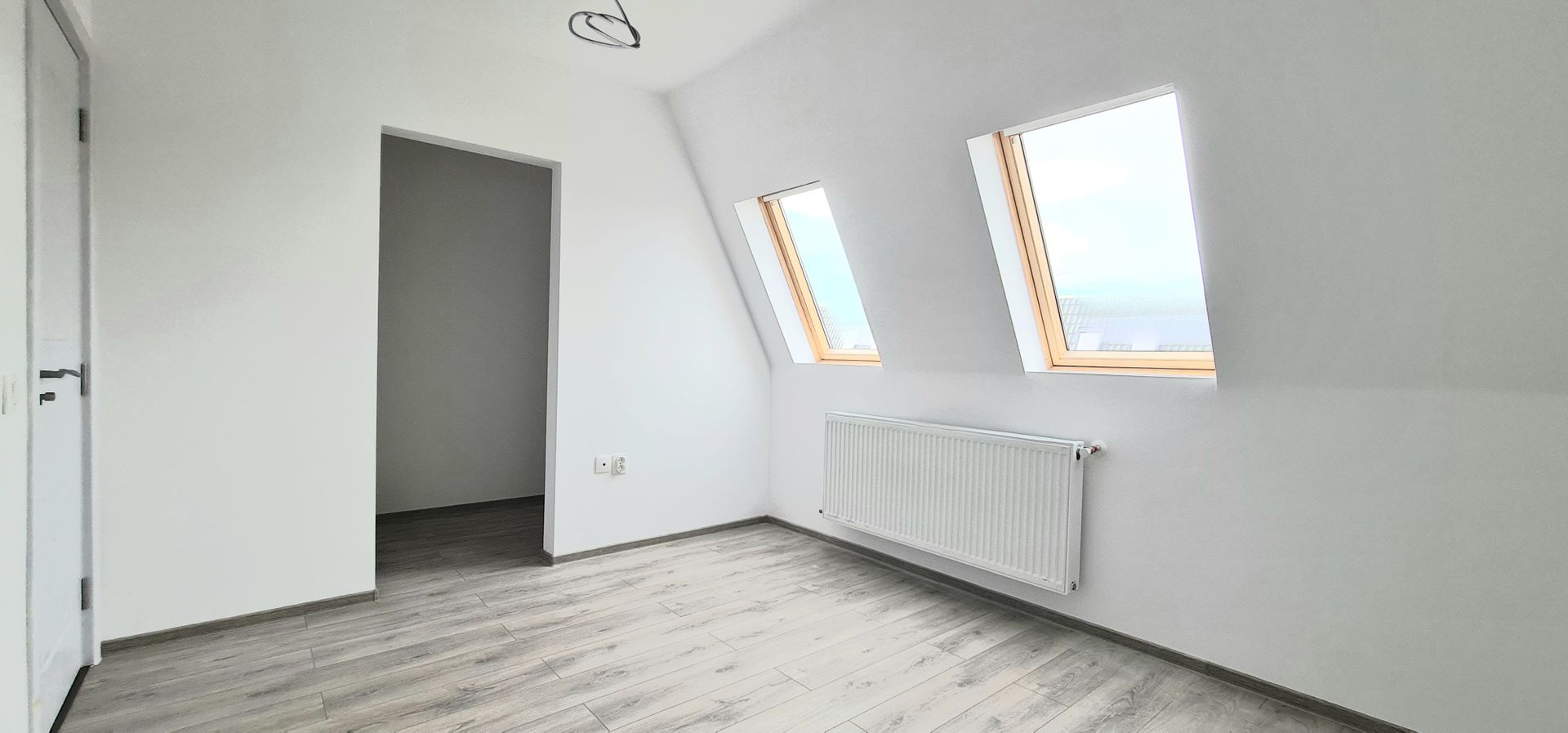 Casa finalizata intabulata in Cartier Izvor Tarlungeni Brasov - Poză 6