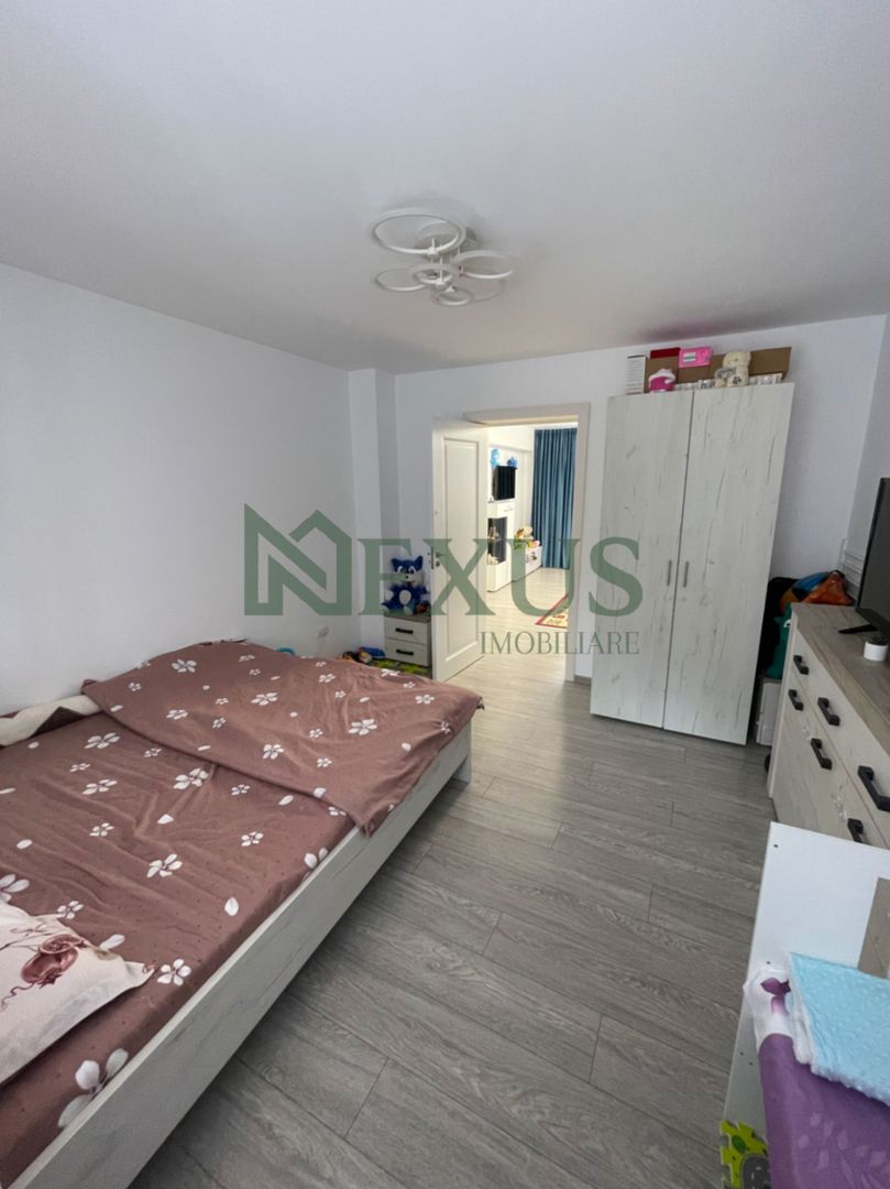 Apartament cu 2 camere, renovat complet, str.Libertății, Moinesti - Poză 3