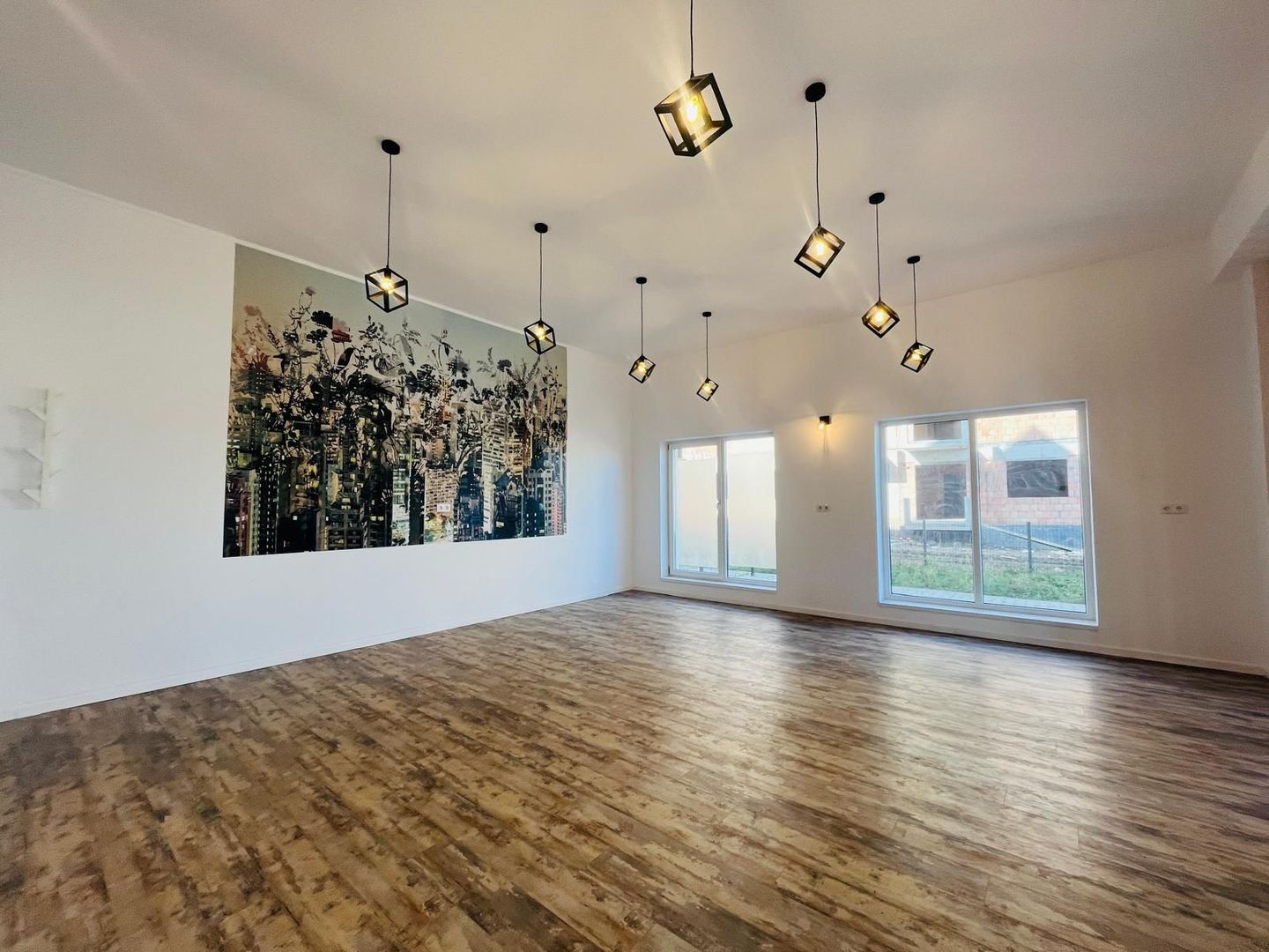 Spatiu comercial de vanzare in Selimbar - Poză 1
