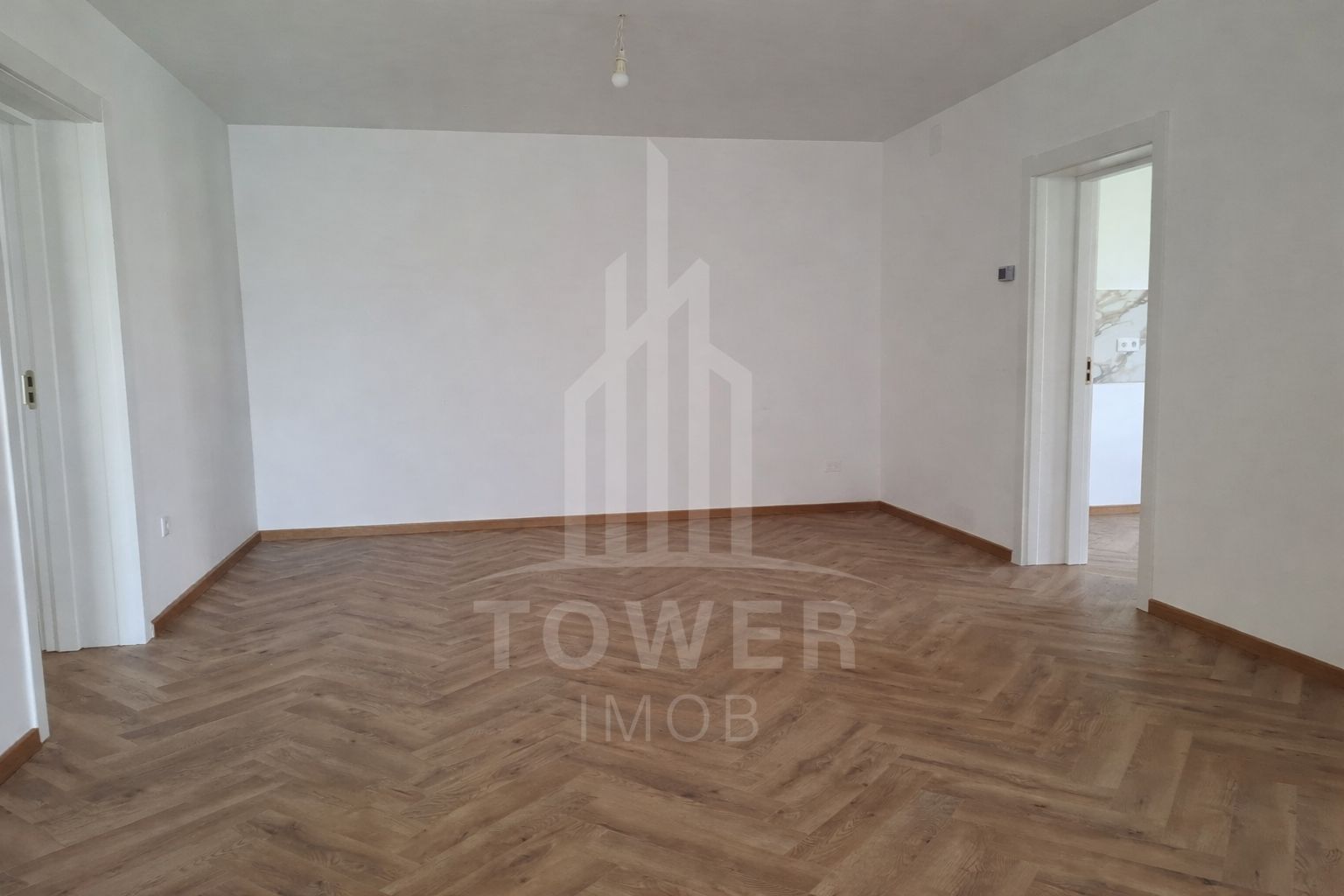 Casa renovata total- zona Calea Poplacii cu teren de 454 mp - Poză 8