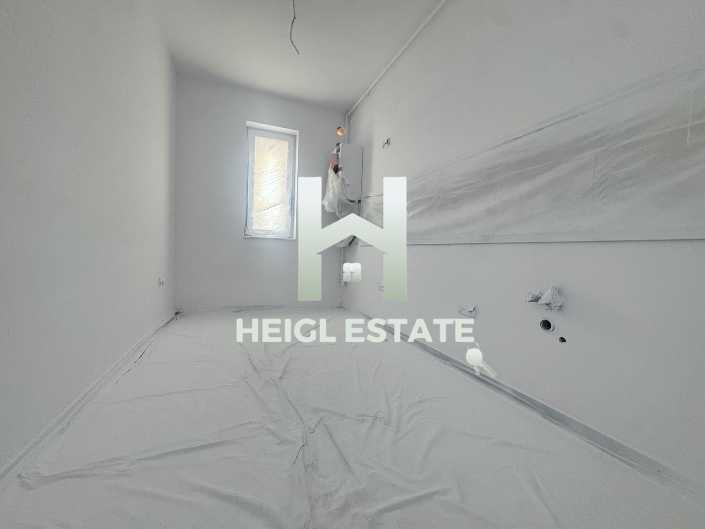 ETAJ 1 | Apartament de Vanzare cu bucătărie inchisa - Poză 1