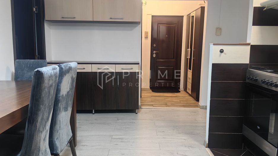 Apartament cu 3 camere de închiriat - Poză 3