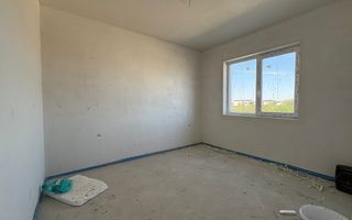 Apartament cu 3 camere in Giroc - Poză 4