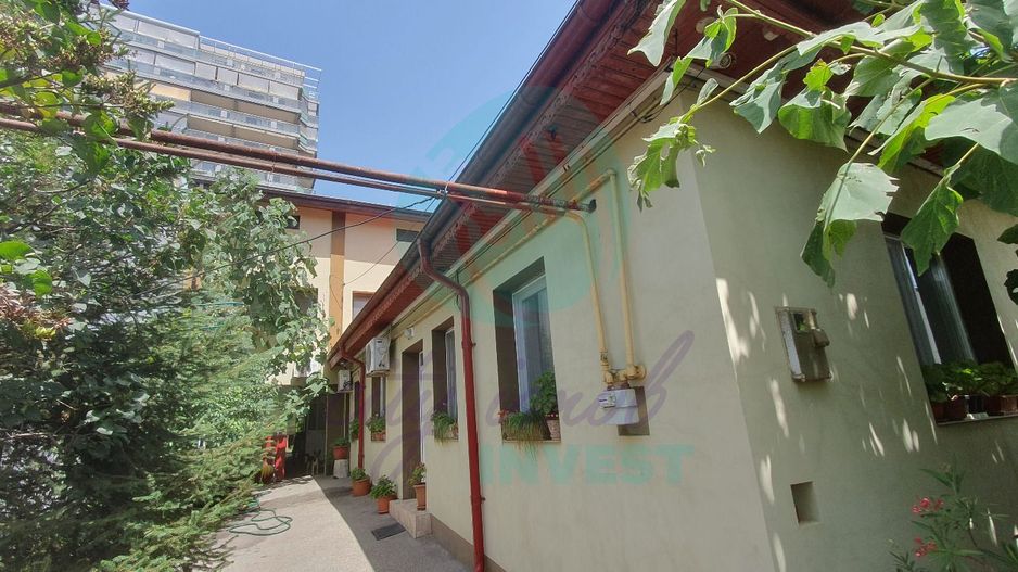 Casa cu teren 329 mp - Poză 14