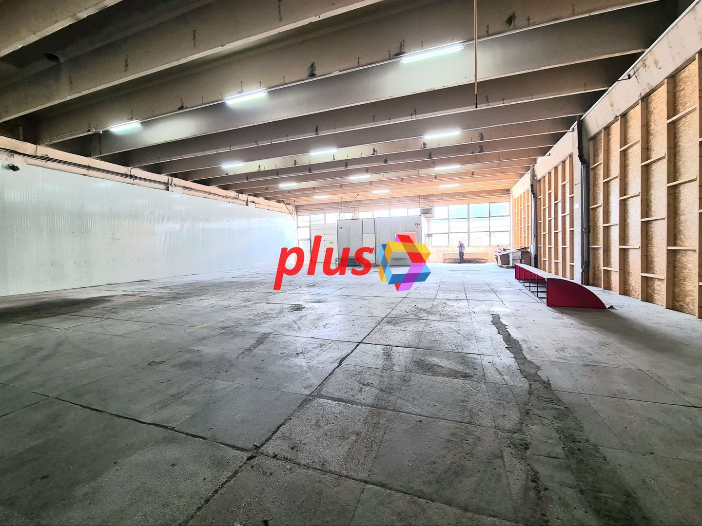 Hala de închiriat Brasov - 420 mp  #plus-imo.ro - Poză 3