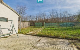 Casuță cu priveliște panoramică spre Cetatea Șiria - Poză 25