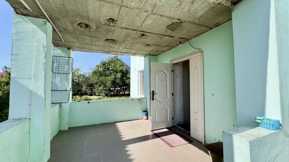Casa în centrul or.Ialoveni - Poză 4